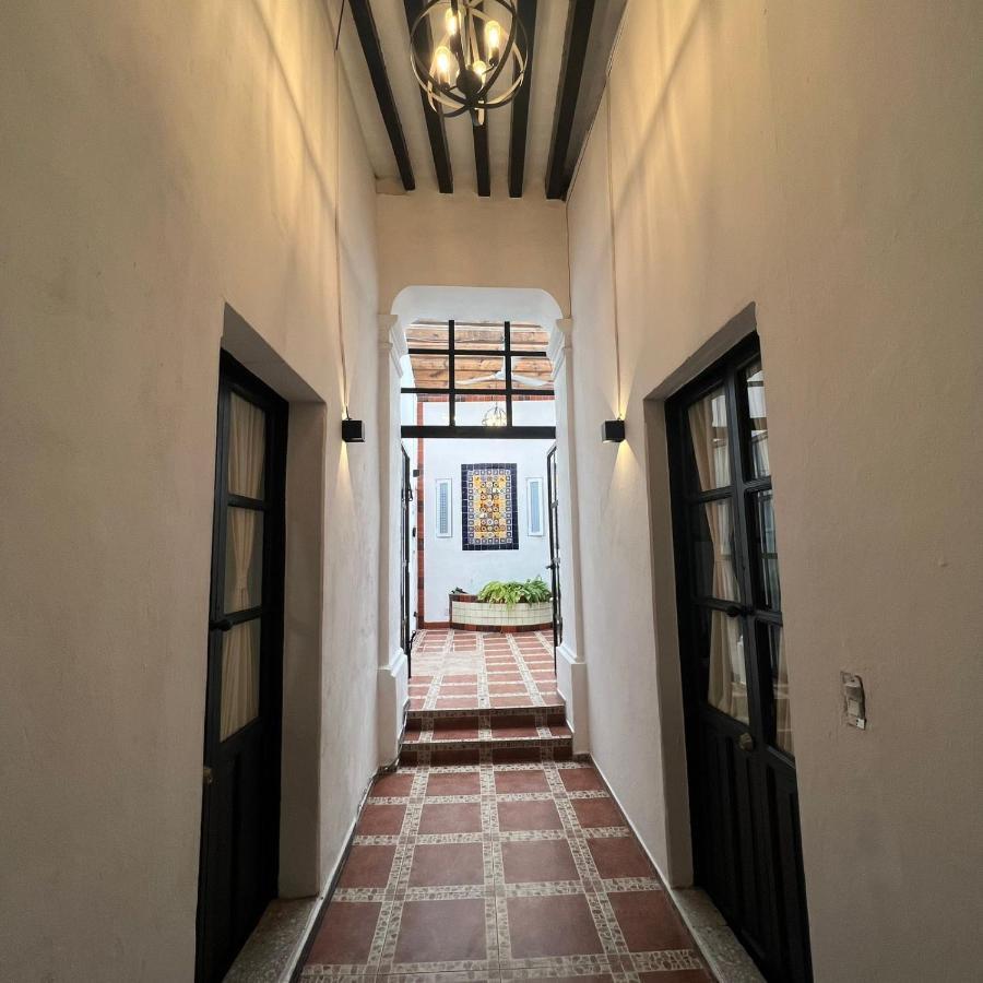 Hostal Luna 49 Querétaro Eksteriør billede