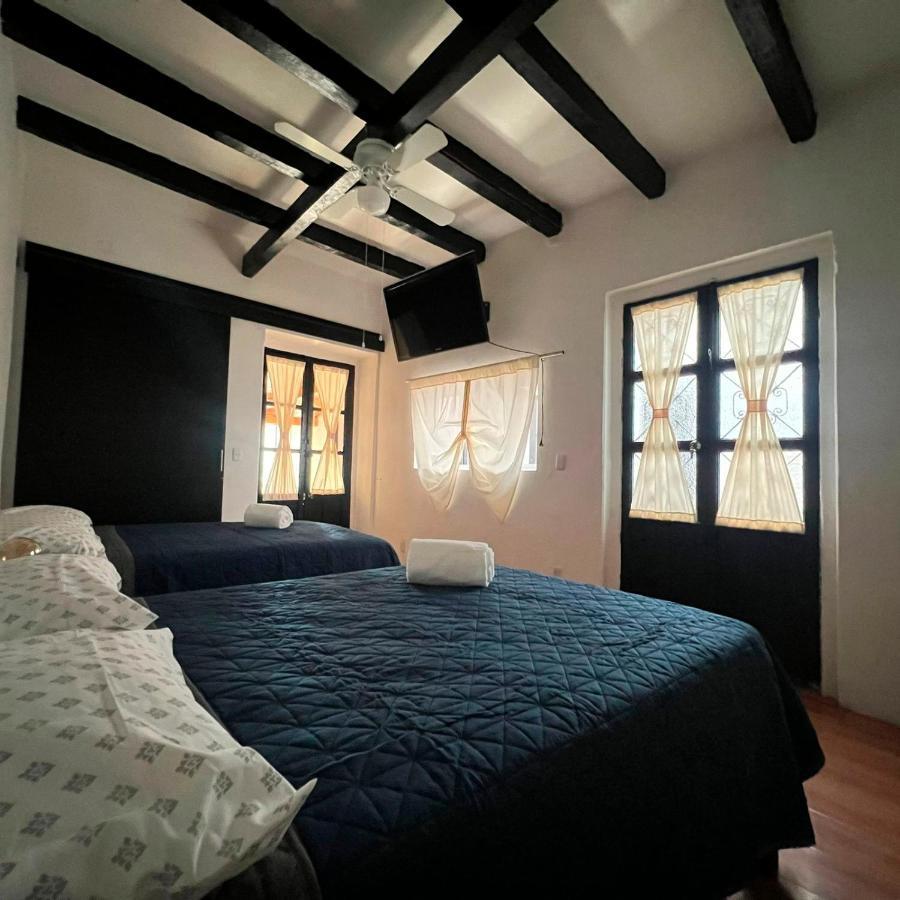 Hostal Luna 49 Querétaro Eksteriør billede