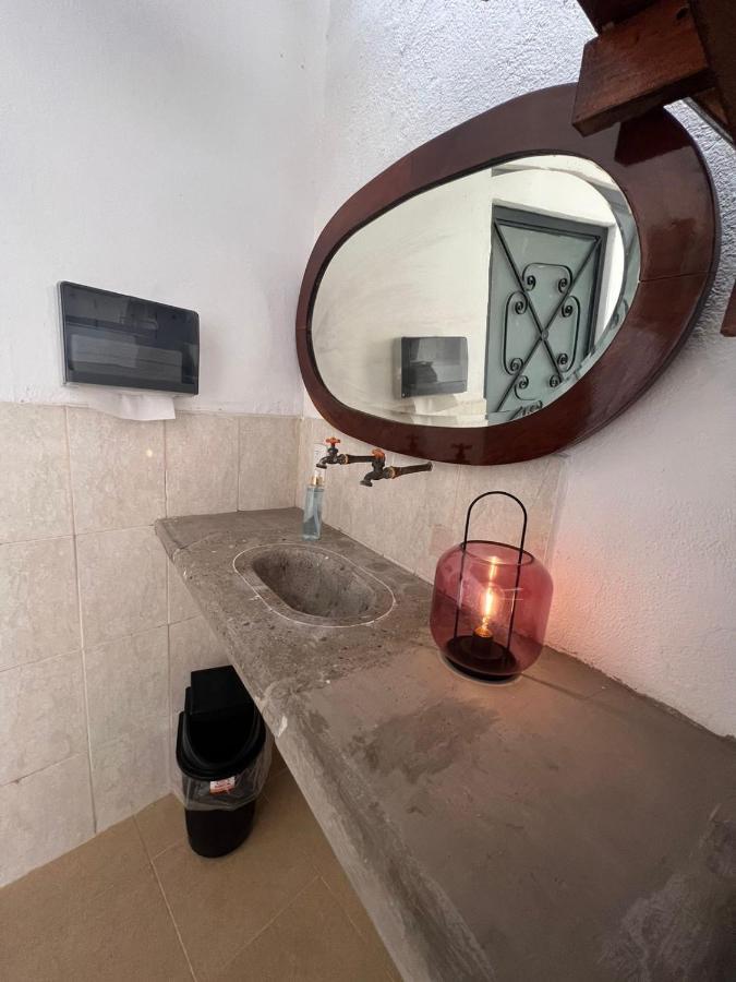 Hostal Luna 49 Querétaro Eksteriør billede